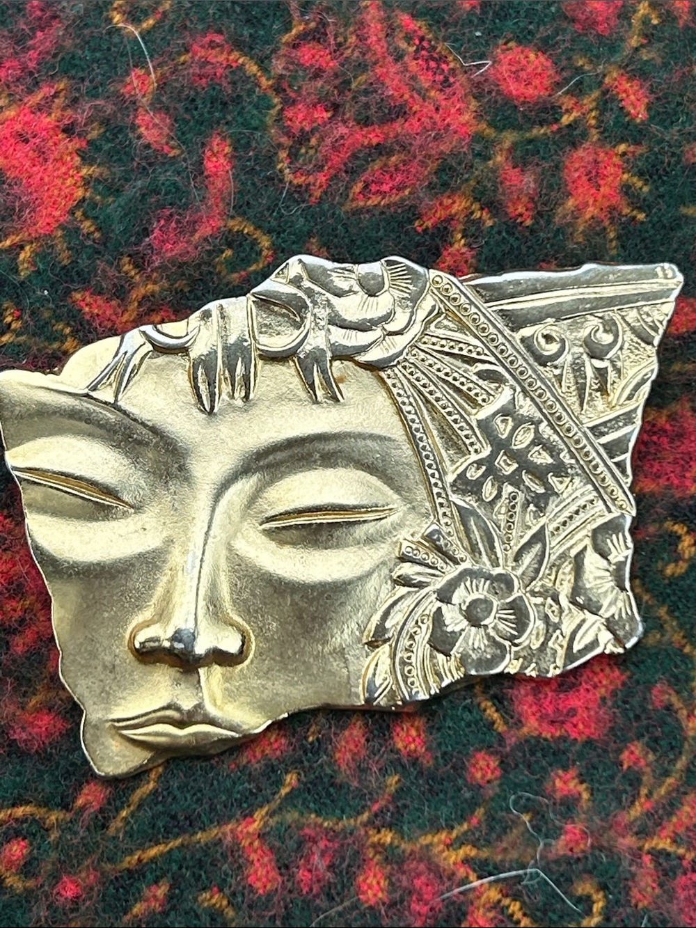JJ Jonette Vintage Brooch